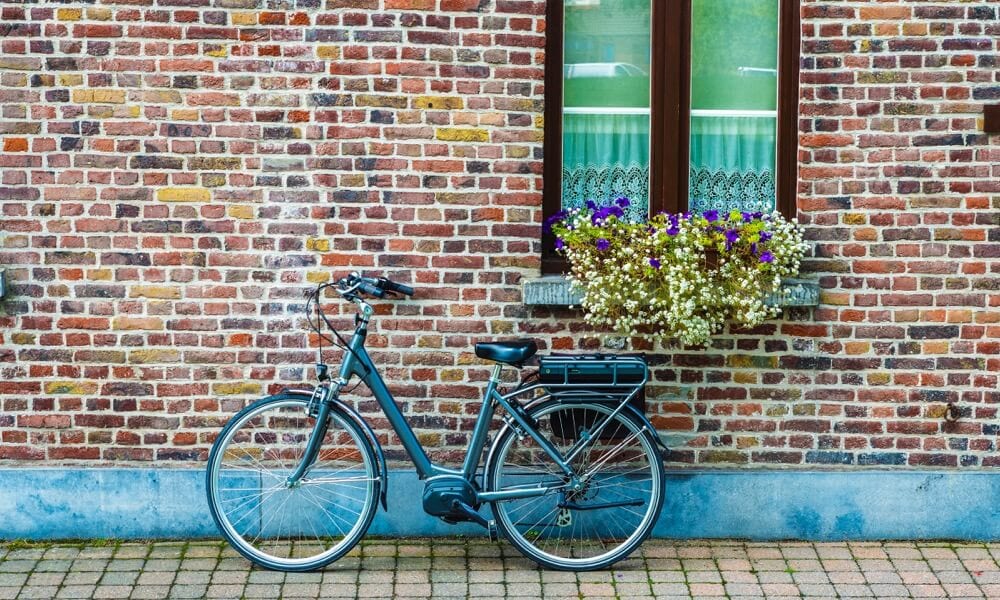E-Bike_Titelbild_iStock.com_J2R-2
