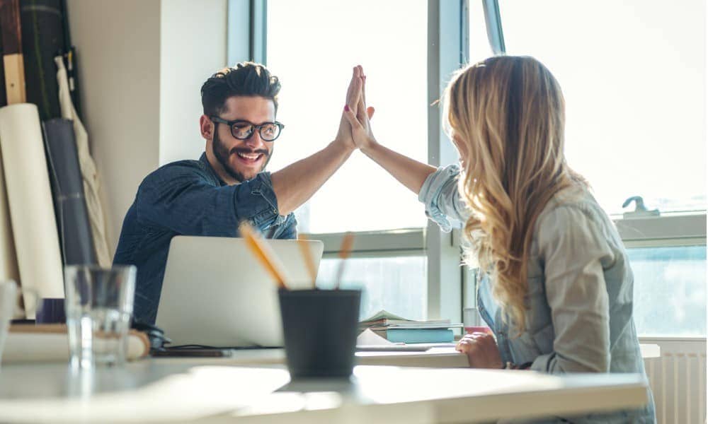 Kreditaufnahme_mit_einem_Partner_iStock.com_Georgijevic